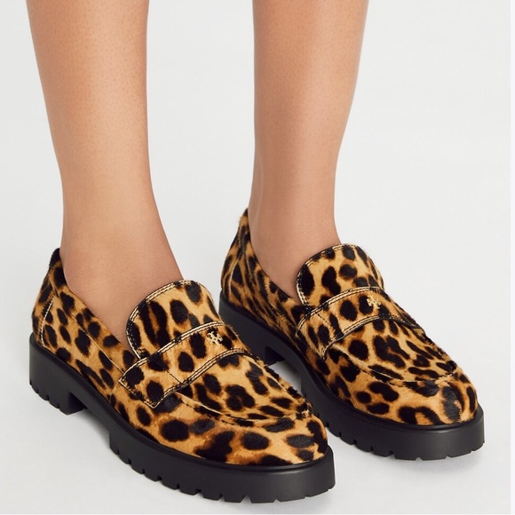 Tory Burch leopard print classic lug loafer - Picture 1 of 7